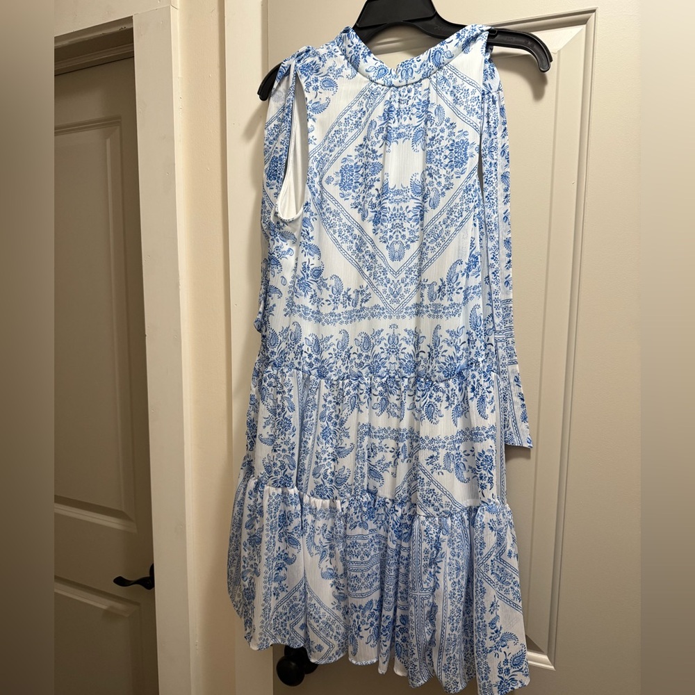 Calvin Klein Floral High Neck Ruffled Dress with Tie Neck -  size 10